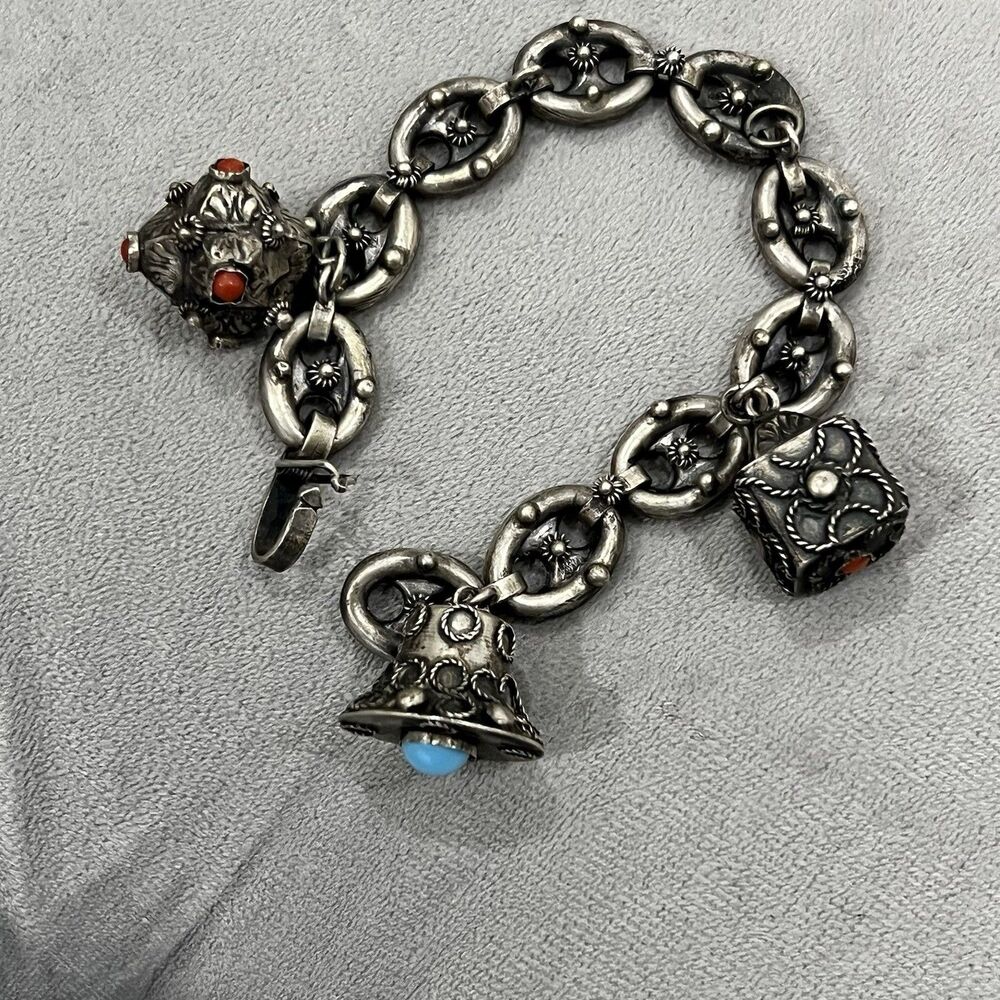 Vintage Italian Etruscan Revival 800 Sterling Silver  Charm Bracelet 7.5” Long